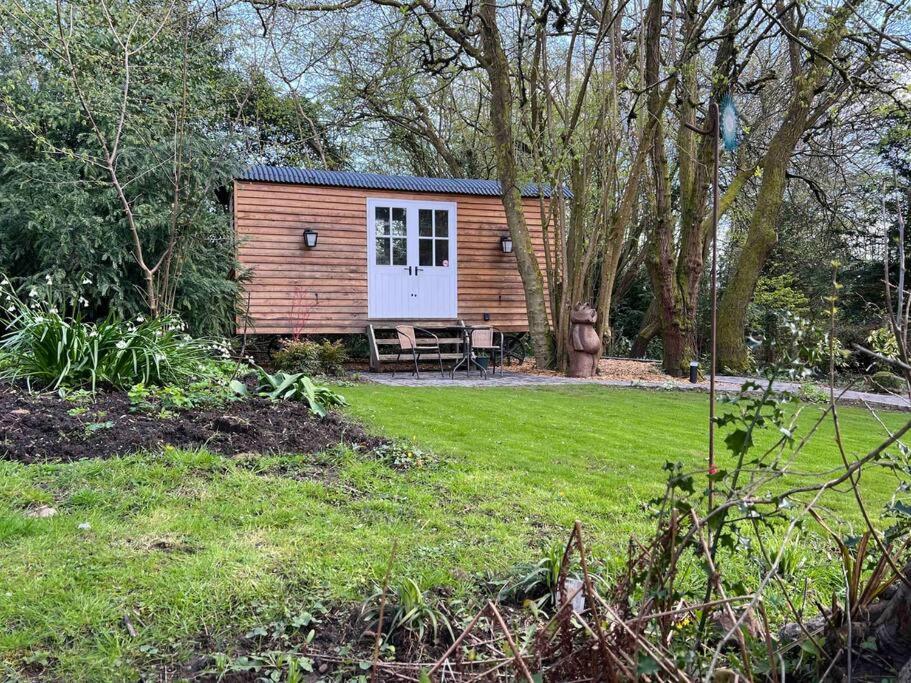 Tranquil Spot Shepherds Hut Cinderford 外观 照片